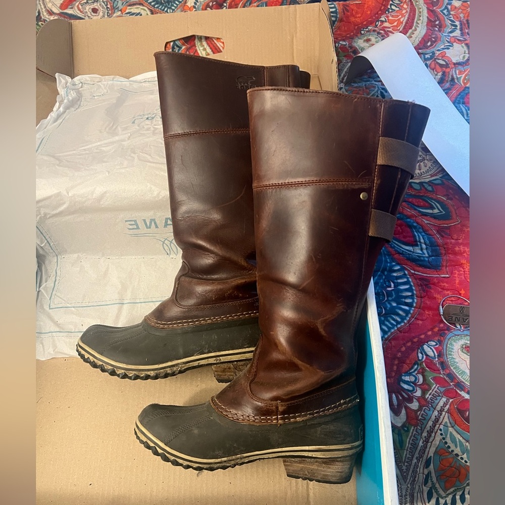 Brown and Black Tall Leather Boots size 6.5 Sorel
